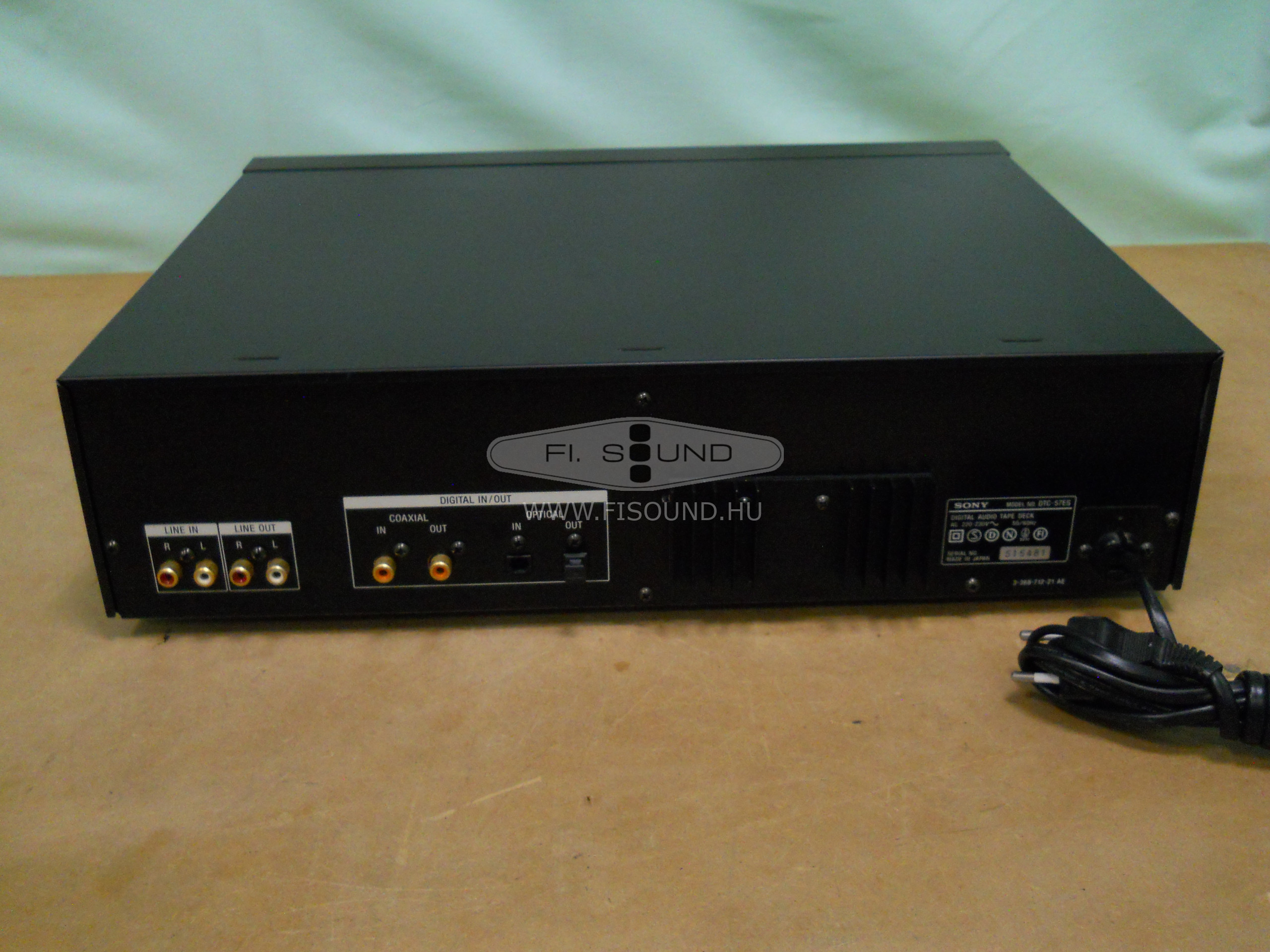 Sony DTC-57ES ,1 kazettás DAT lejátszó - FISound.hu